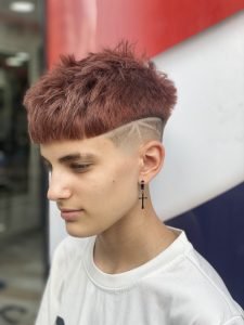 corte moderno, color y peinado barbería profesional granada